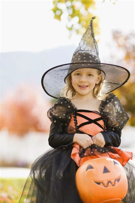 DIY witch costume tutorials for 4t girls